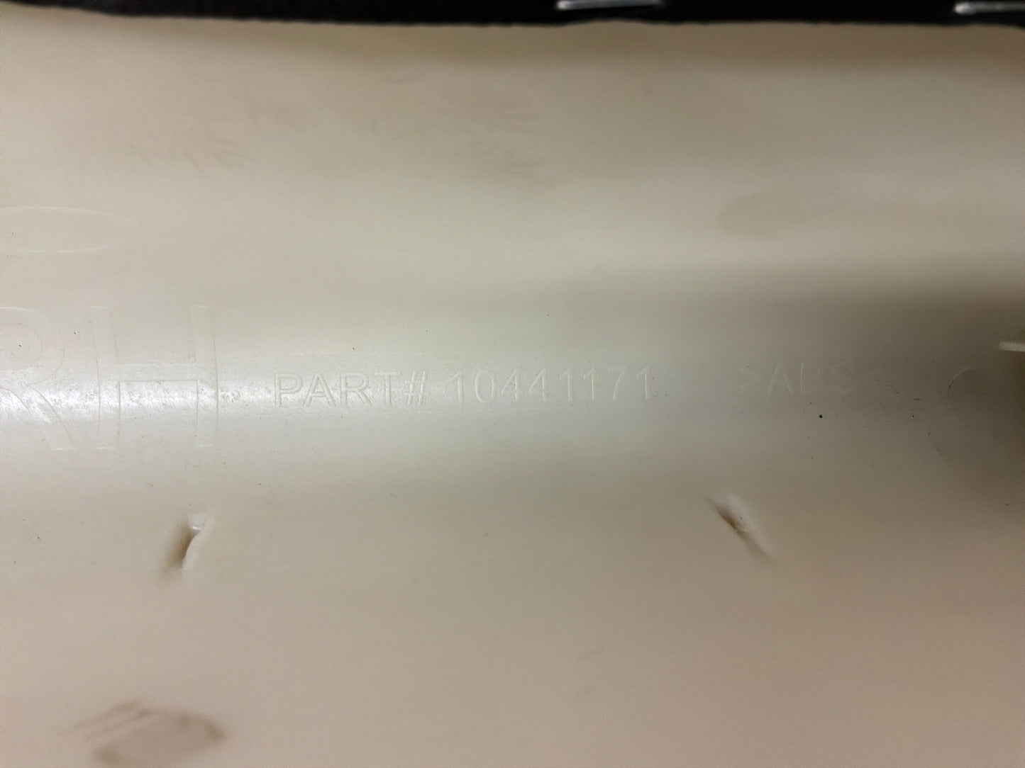 2007 Chevy C6 Corvette Convertible RH & LH A Pillar Windshield Trim OEM