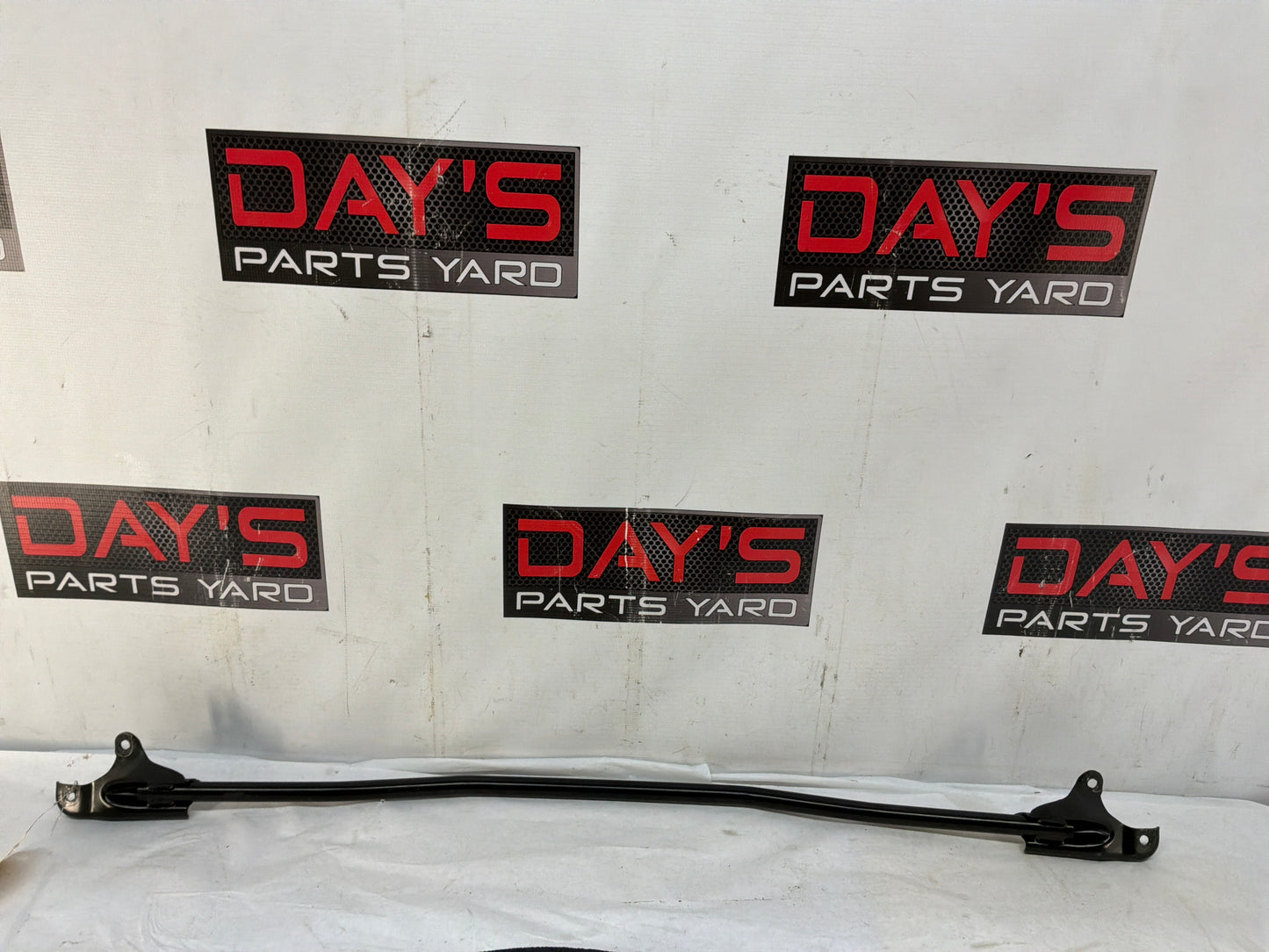 2004 Pontiac GTO Suspension Strut Tower Brace OEM