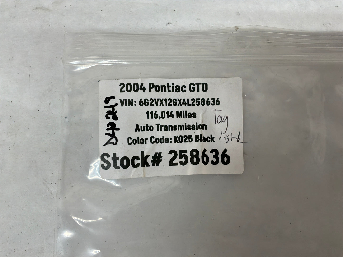 2004 Pontiac GTO License Plate Tag Lights RH & LH OEM