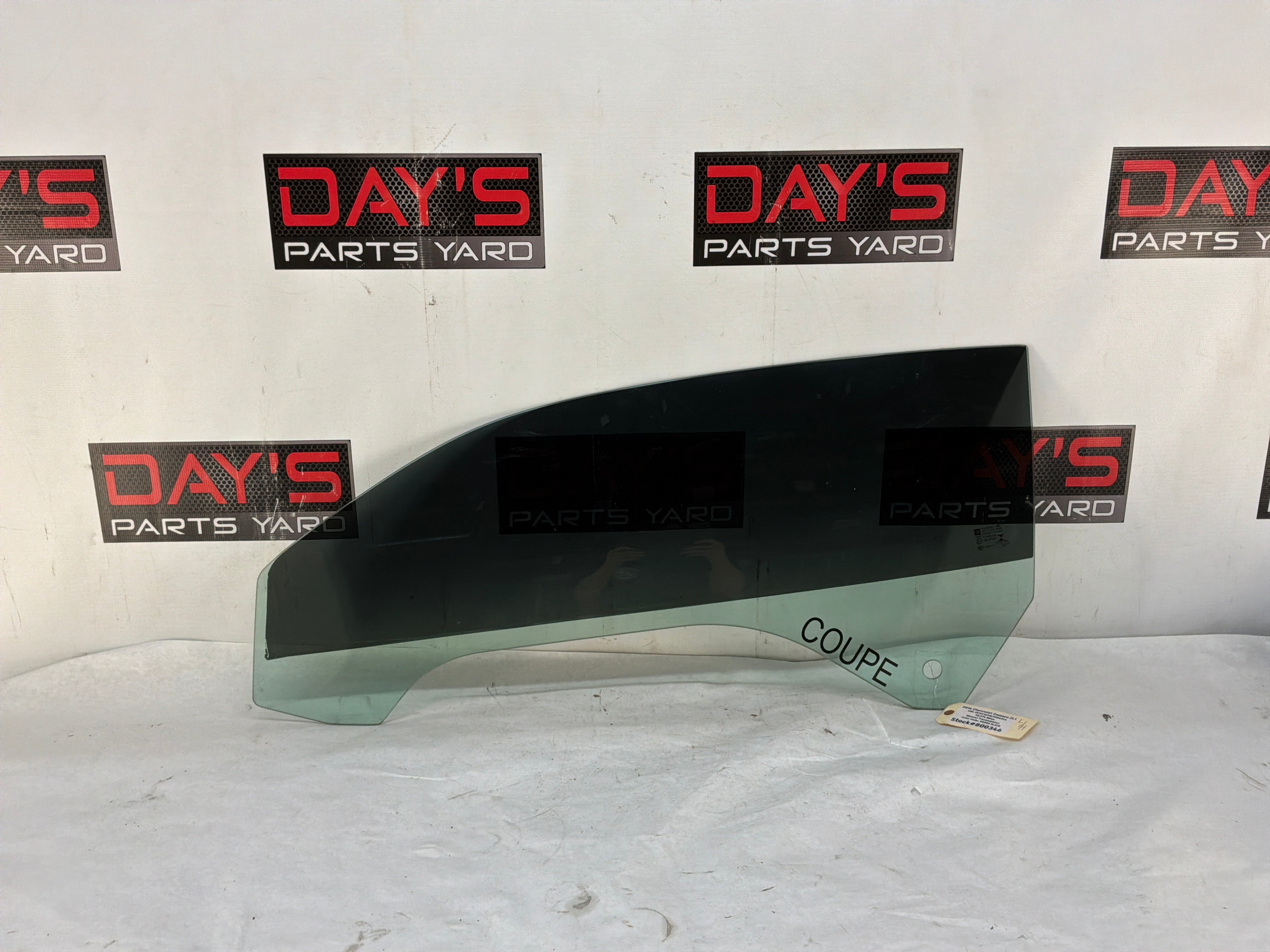 2014 Chevy Camaro ZL1 LH Driver Door Window Glass OEM