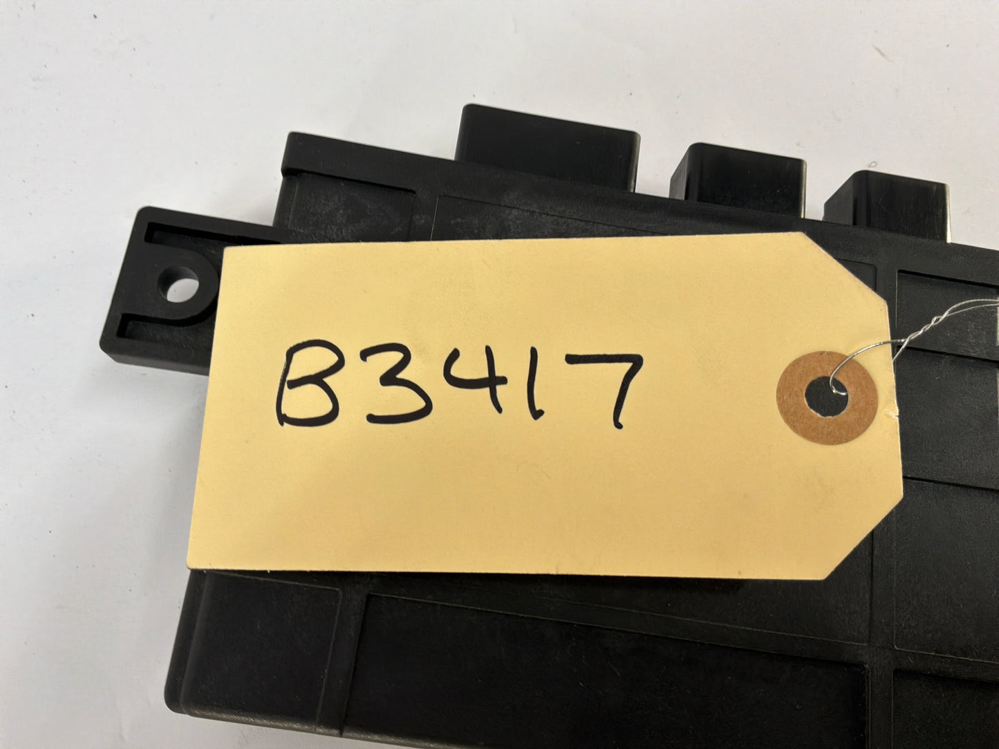 2007 Chevy C6 Corvette Convertible Remote Control Door Lock Reciever Module OEM