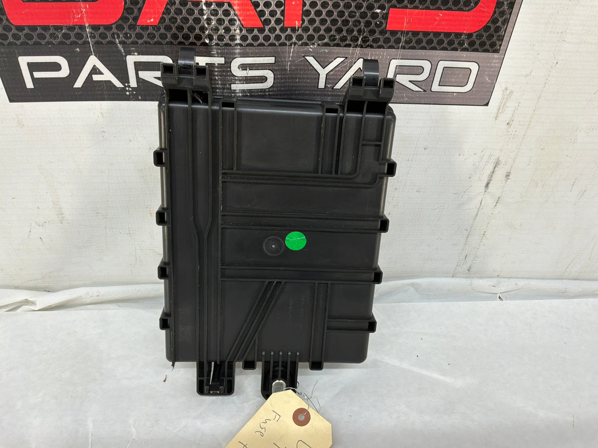 2016 Chevy SS Sedan Rear Trunk Fuse Relay Body Harness Junction Box Block Panel OEM