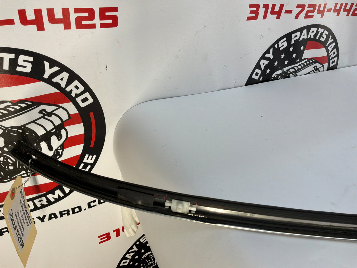 Chrome roof trim - Day's Parts Yard