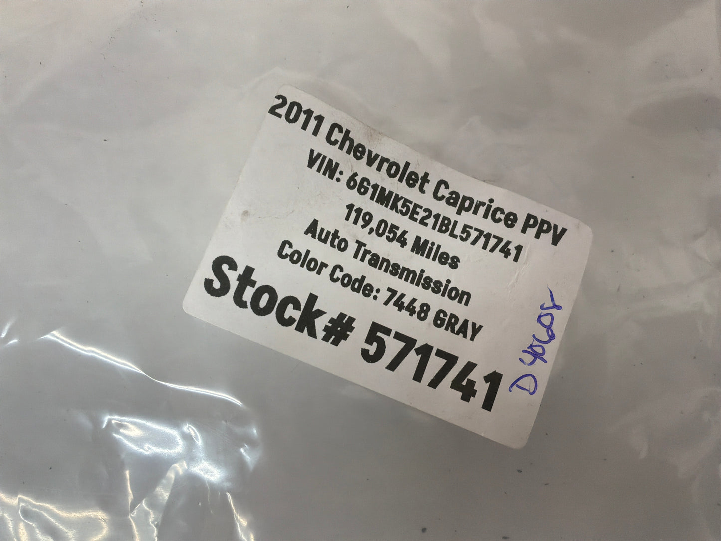 2011 Chevy Caprice PPV Rear Stabilizer Sway Bar Brackets OEM