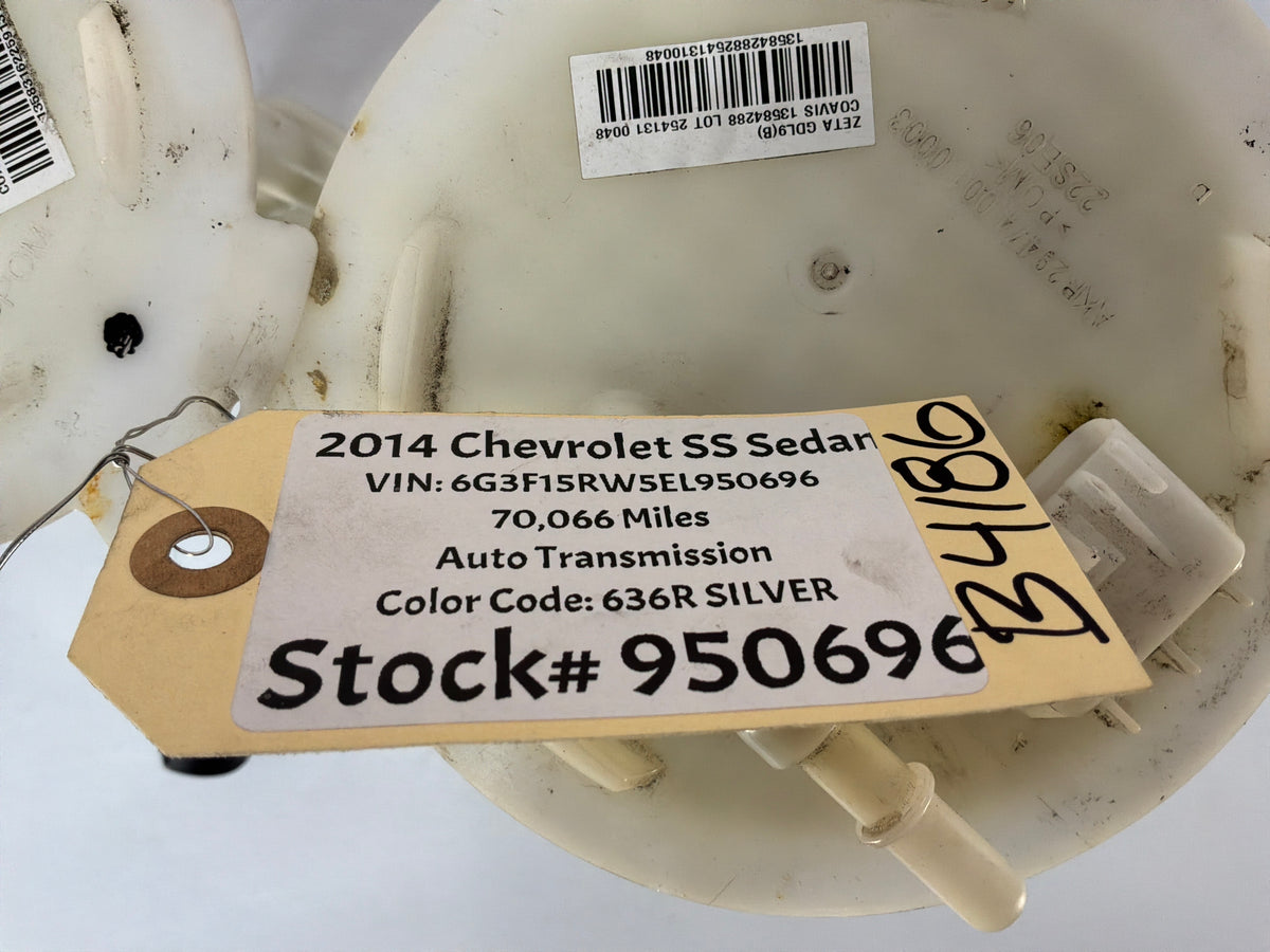 2014 Chevy SS Sedan Fuel Pump and Level Sending Unit Assembly OEM
