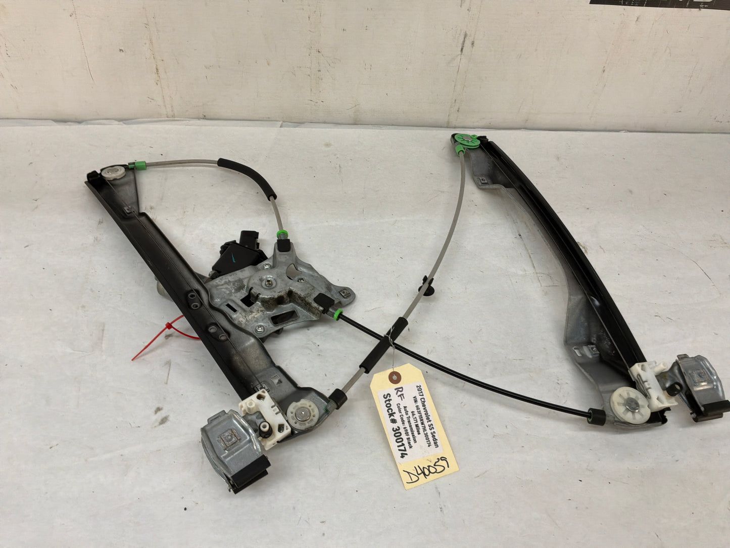 2017 Chevy SS Sedan RH Passenger Front Window Regulator Motor OEM