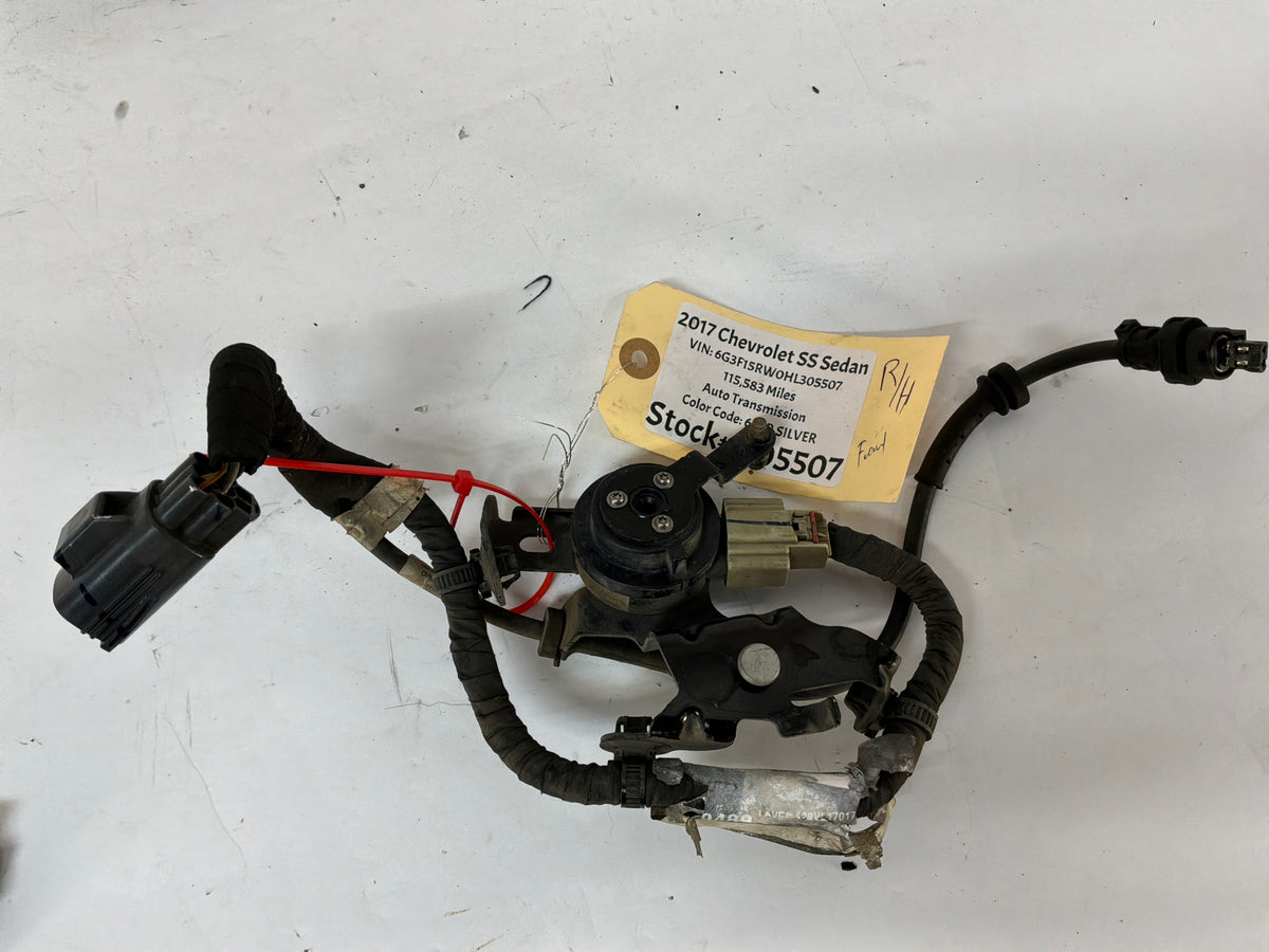 2017 Chevy SS Sedan RH & LH Front Suspension Head Lamp Ride Control Height Sensors OEM
