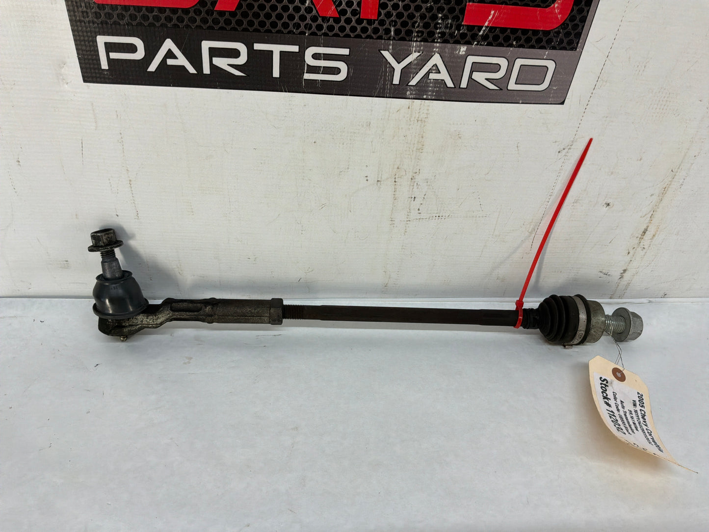Rh tie rod - Day's Parts Yard
