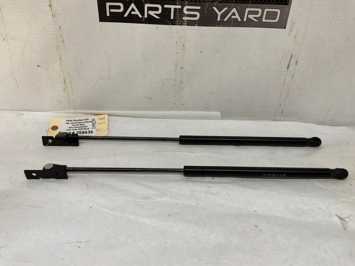 2006 Pontiac GTO Hood Gas Lift Support Struts Shocks OEM