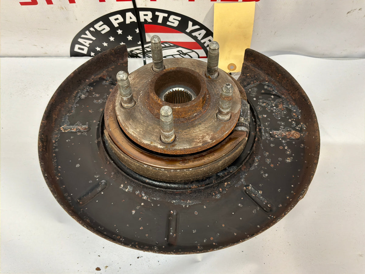 2014 Chevy SS Sedan LH Driver Rear Suspension Spindle Knuckle Hub Assembly OEM