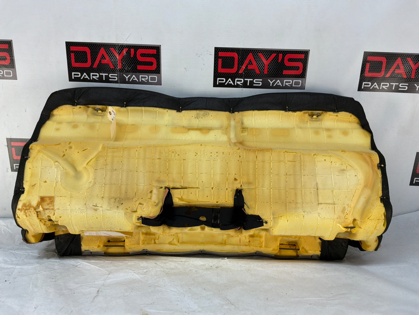 Seats fronts and rears - Day's Parts Yard