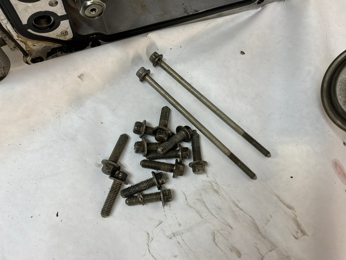 Oil pan w pick up tube - Day's Parts Yard