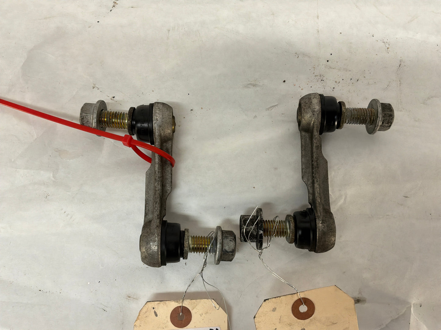 Front sway bar end links - Day's Parts Yard