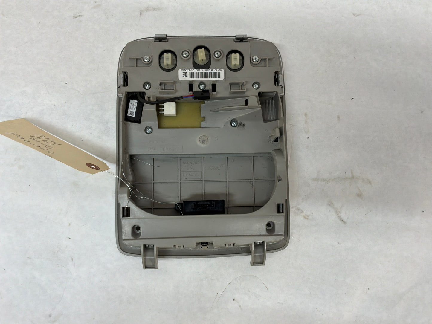 2014 Chevrolet SS Sedan Over Head Overhead Console Dome Map Light Lamp OEM - Day's Parts Yard