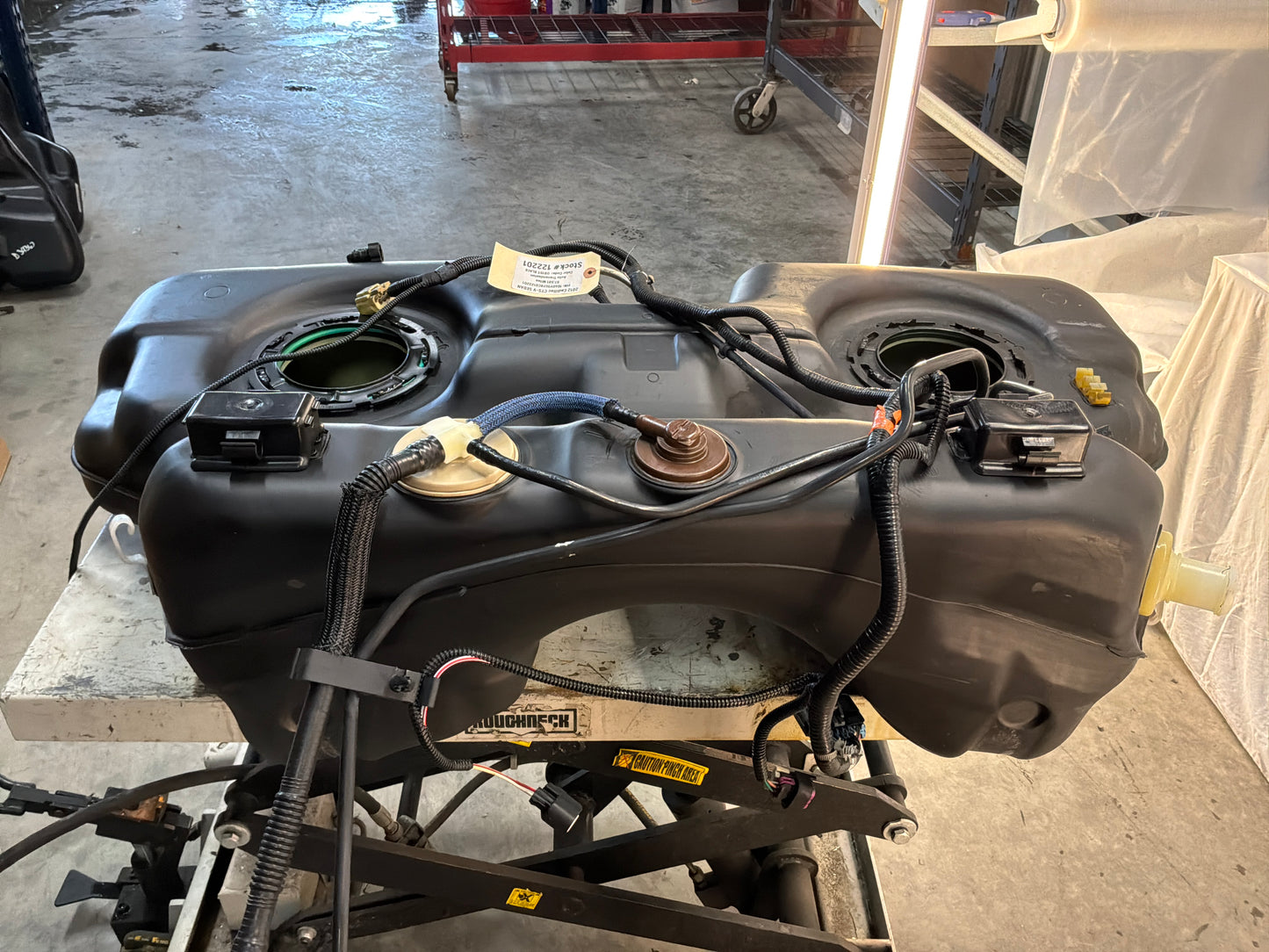 Fuel tank - Day's Parts Yard