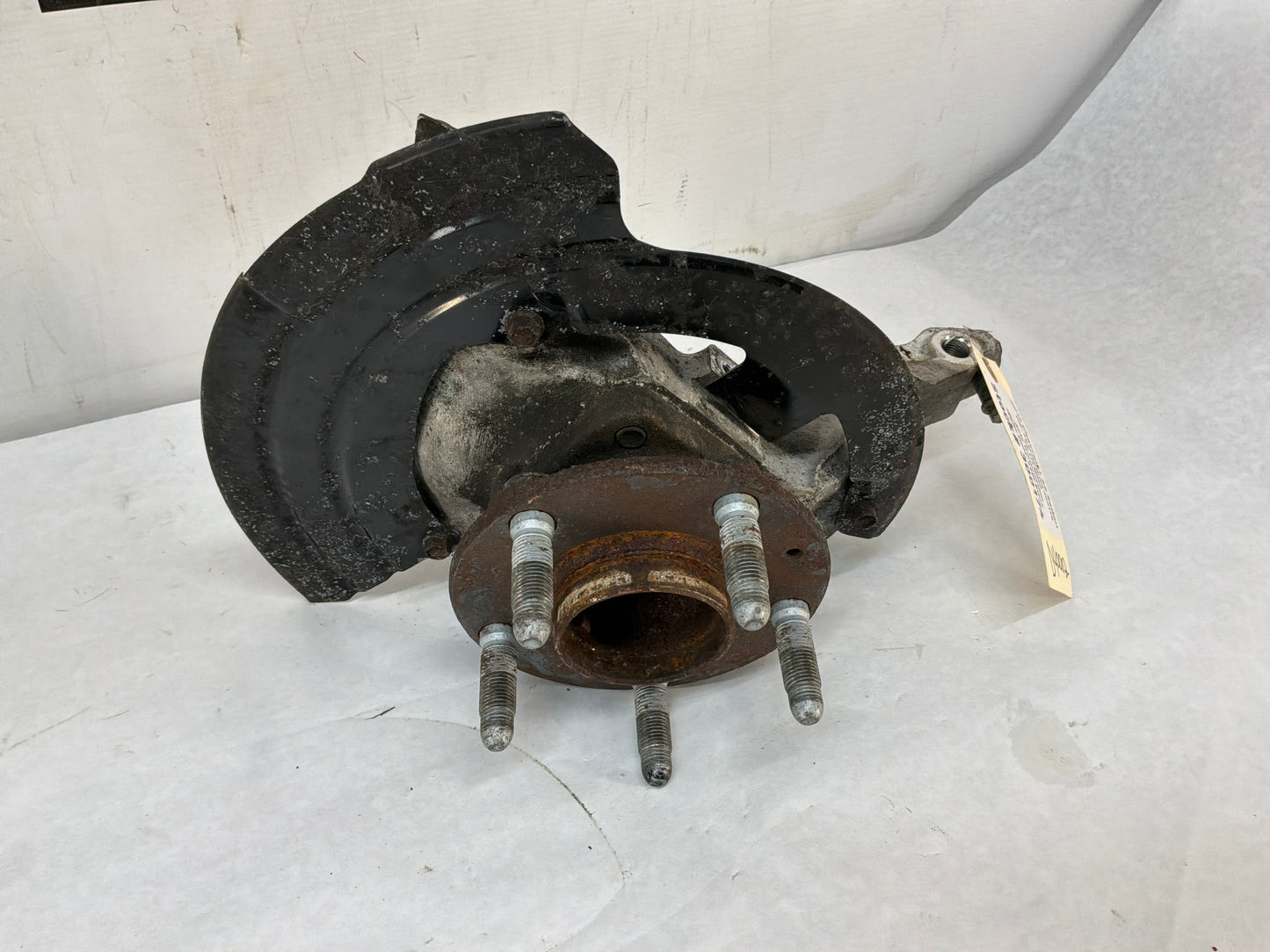 2017 Chevy SS Sedan LH Driver Front Suspension Spindle Hub Knuckle Wheel Bearing OEM