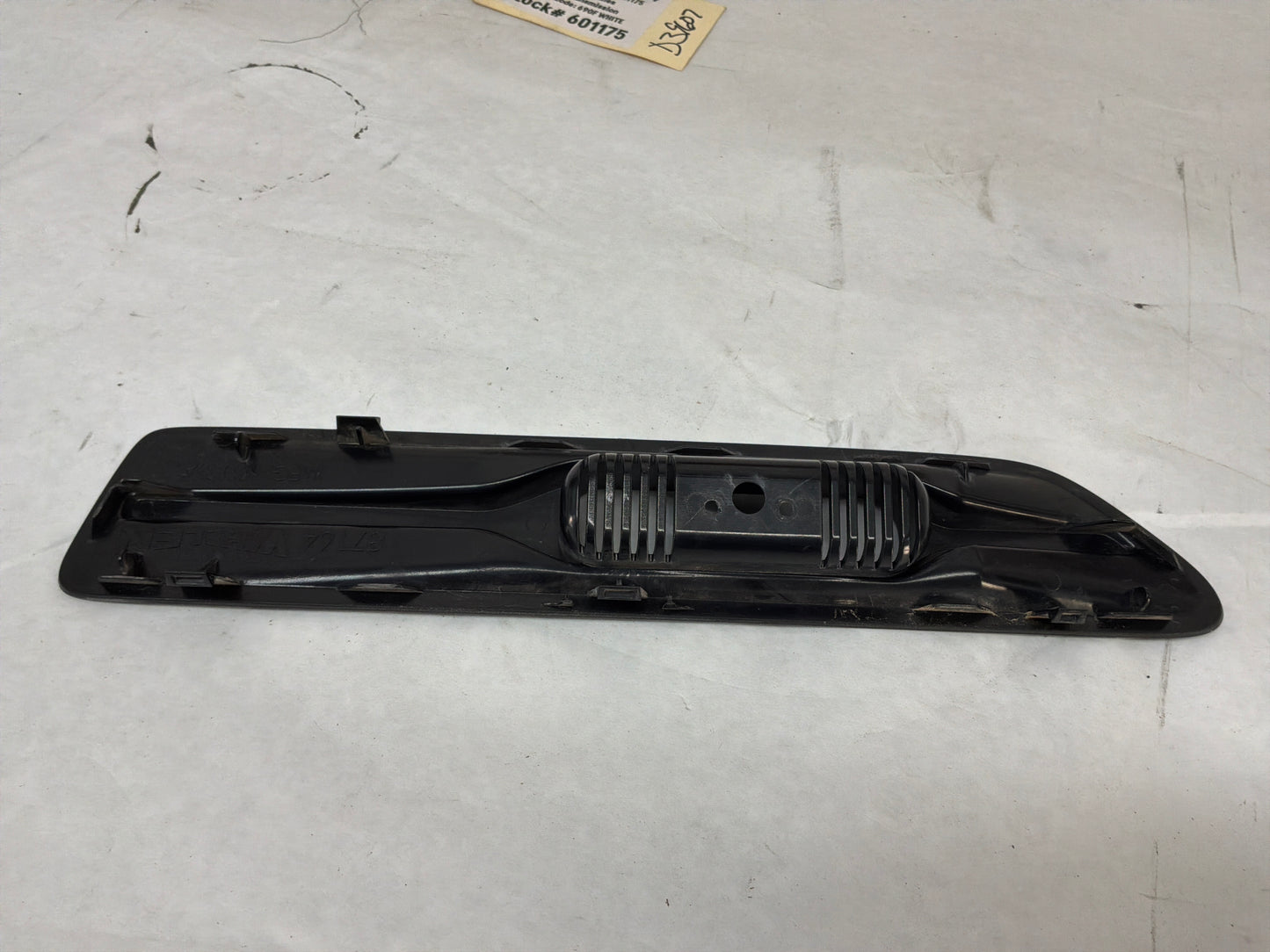 Rh fender marker - Day's Parts Yard
