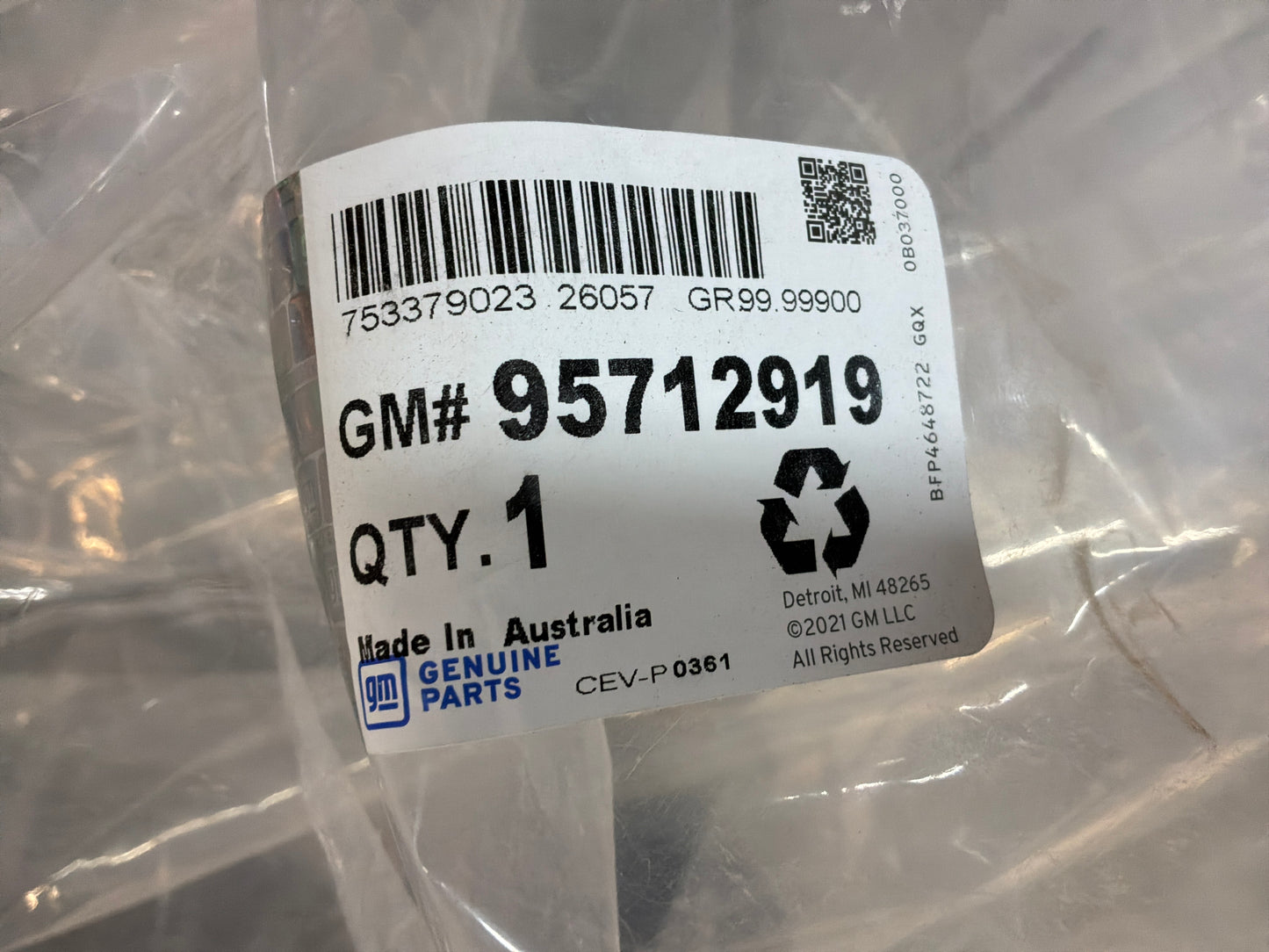 2016-2017 Chevy SS Sedan LH Driver Front Fender Wheel Well House Liner NEW OEM