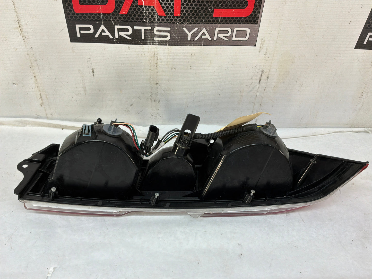 2015 Chevrolet Camaro SS 1LE LH Driver Tail Lights Taillight Lamp OEM