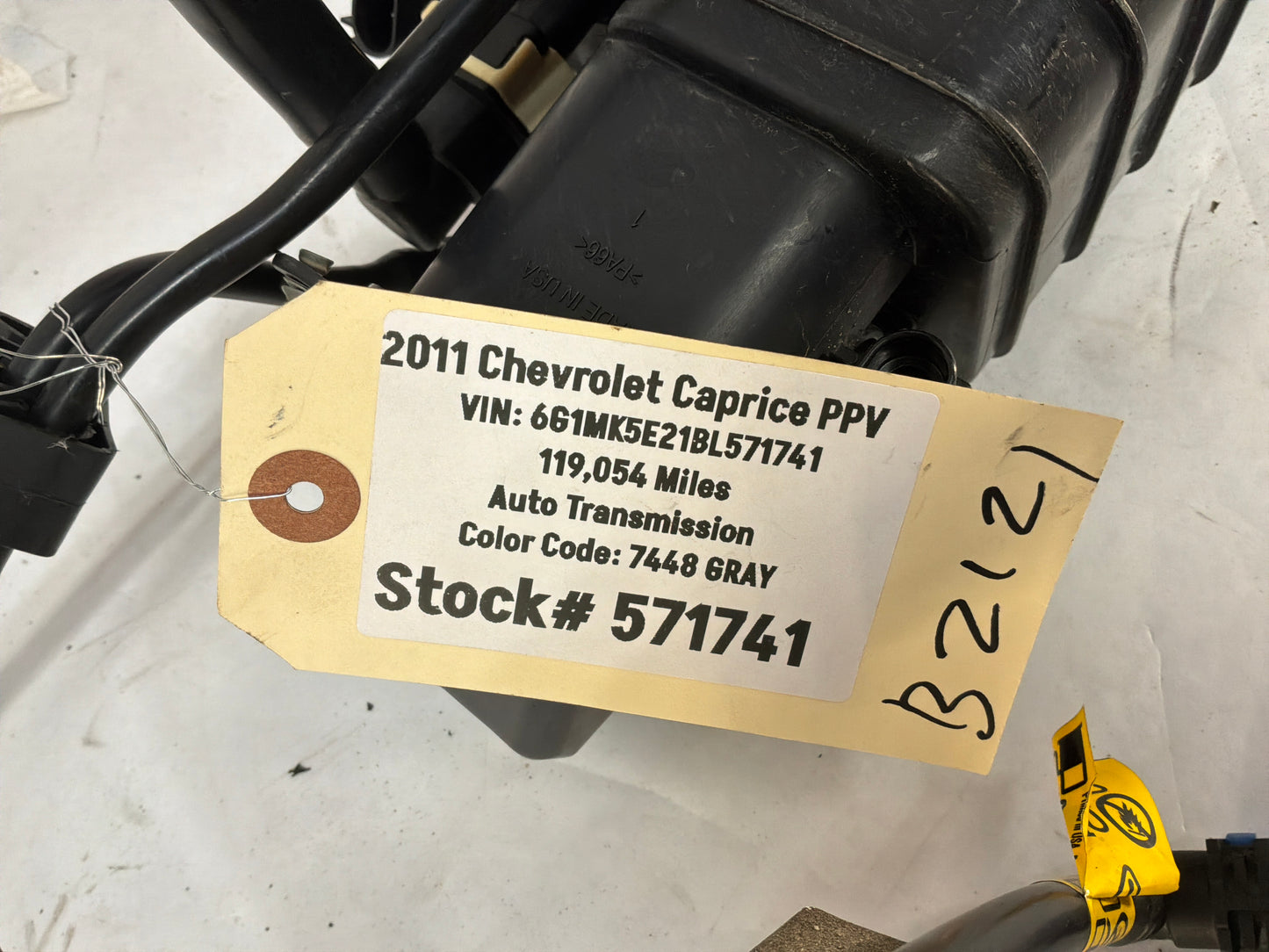 2011 Chevy Caprice PPV Caprice Charcoal Vapor Canister w/Fuel Lines & Wire Harness OEM
