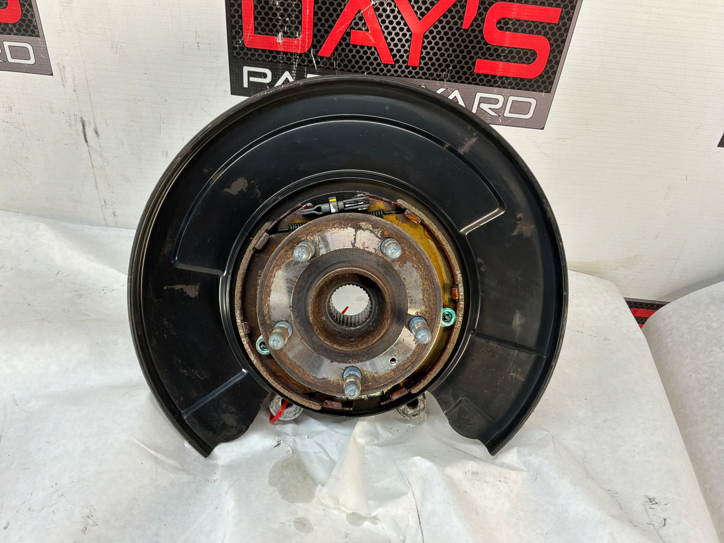 Rh rear spindle - Day's Parts Yard