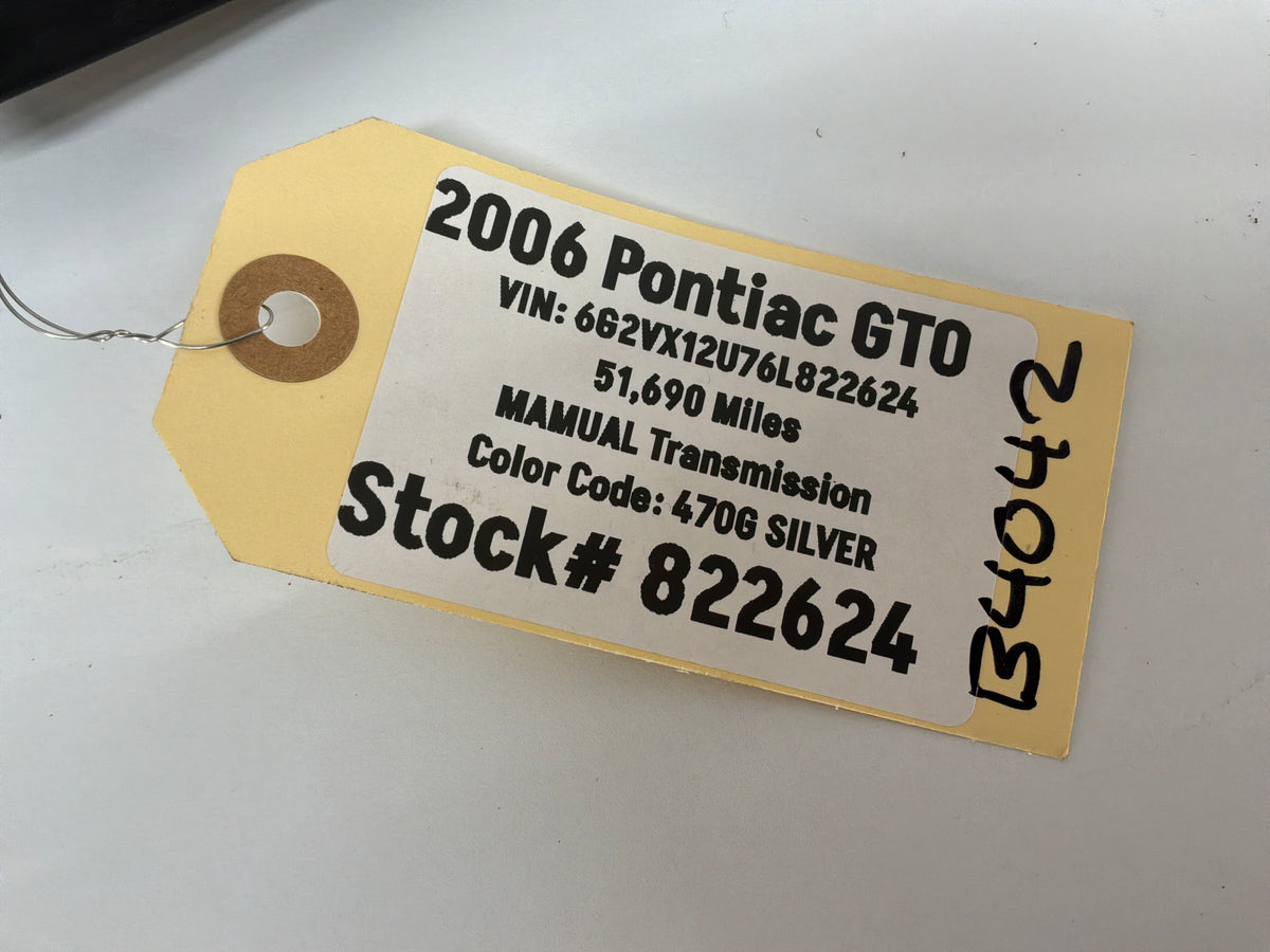 2006 Pontiac GTO LH Driver Exterior B Pillar Window Trim Applique Cover OEM