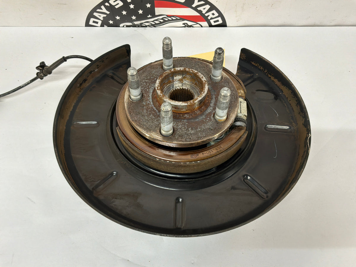 2014 Chevy SS Sedan LH Driver Rear Suspension Spindle Knuckle Hub Assembly OEM