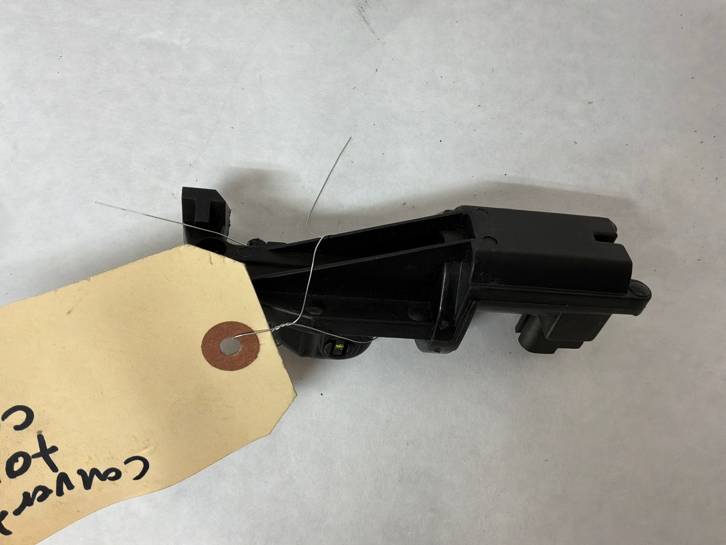 Top cover latch - Day's Parts Yard