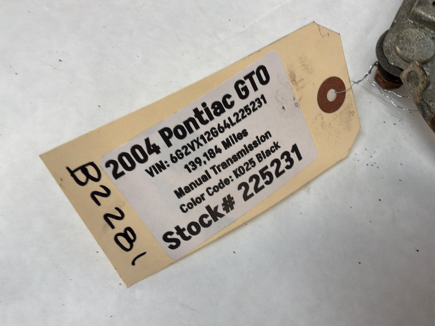 2004 Pontiac GTO Manual Shifter Boot Ring Insulator Bracket OEM