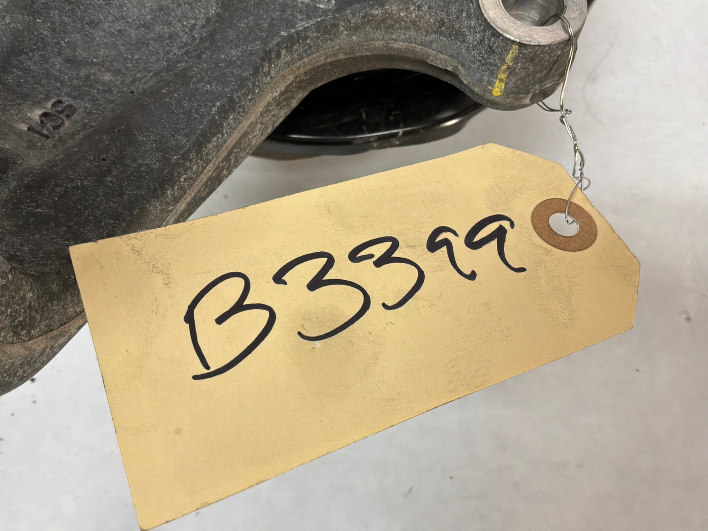 2007 C6 Corvette Convertible RH Passenger Rear Suspension Spindle Knuckle Hub Wheel Bearing OEM