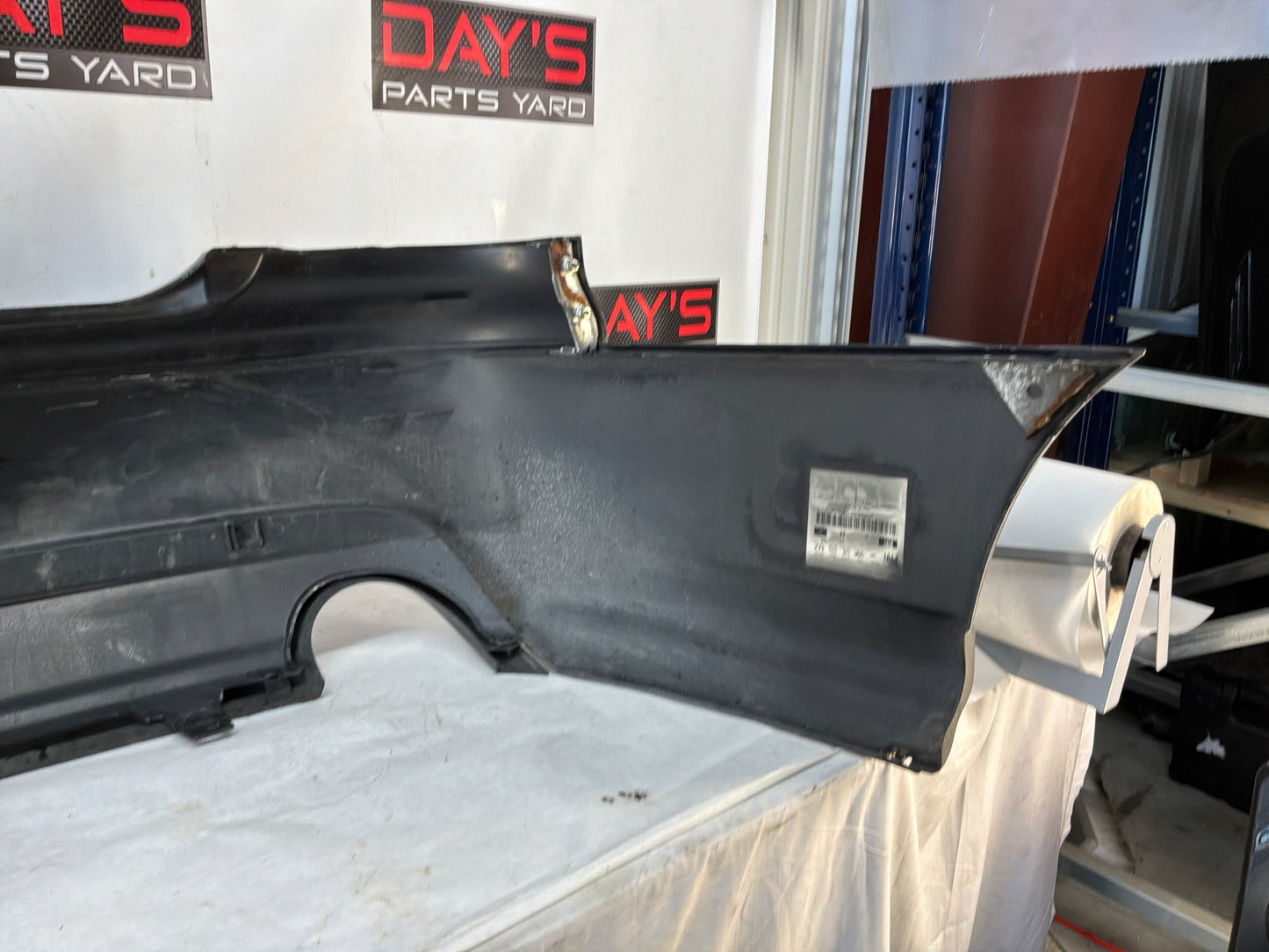 Rear bumper - Day's Parts Yard
