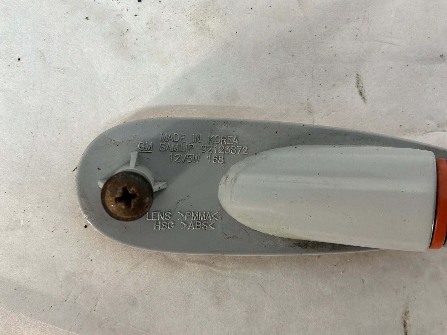 2004 Pontiac GTO RH & LH Side Marker Light Lamps w/ Sockets OEM