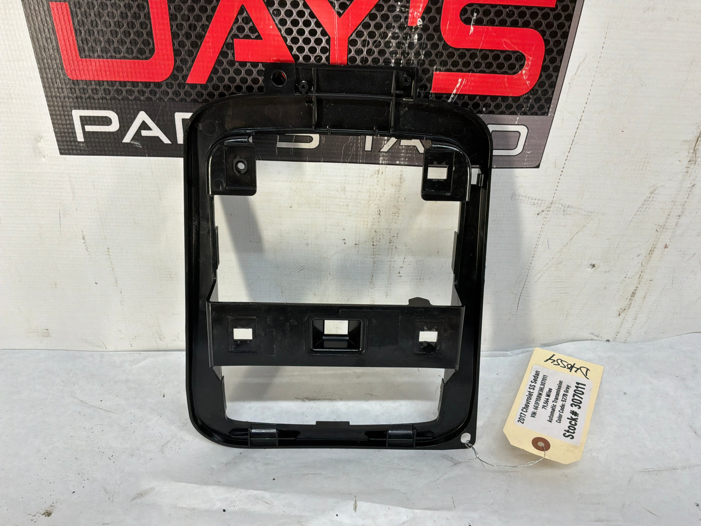 2017 Chevrolet SS Sedan Hardtop Over Head Console Dome Light Frame Bracket Bezel OEM