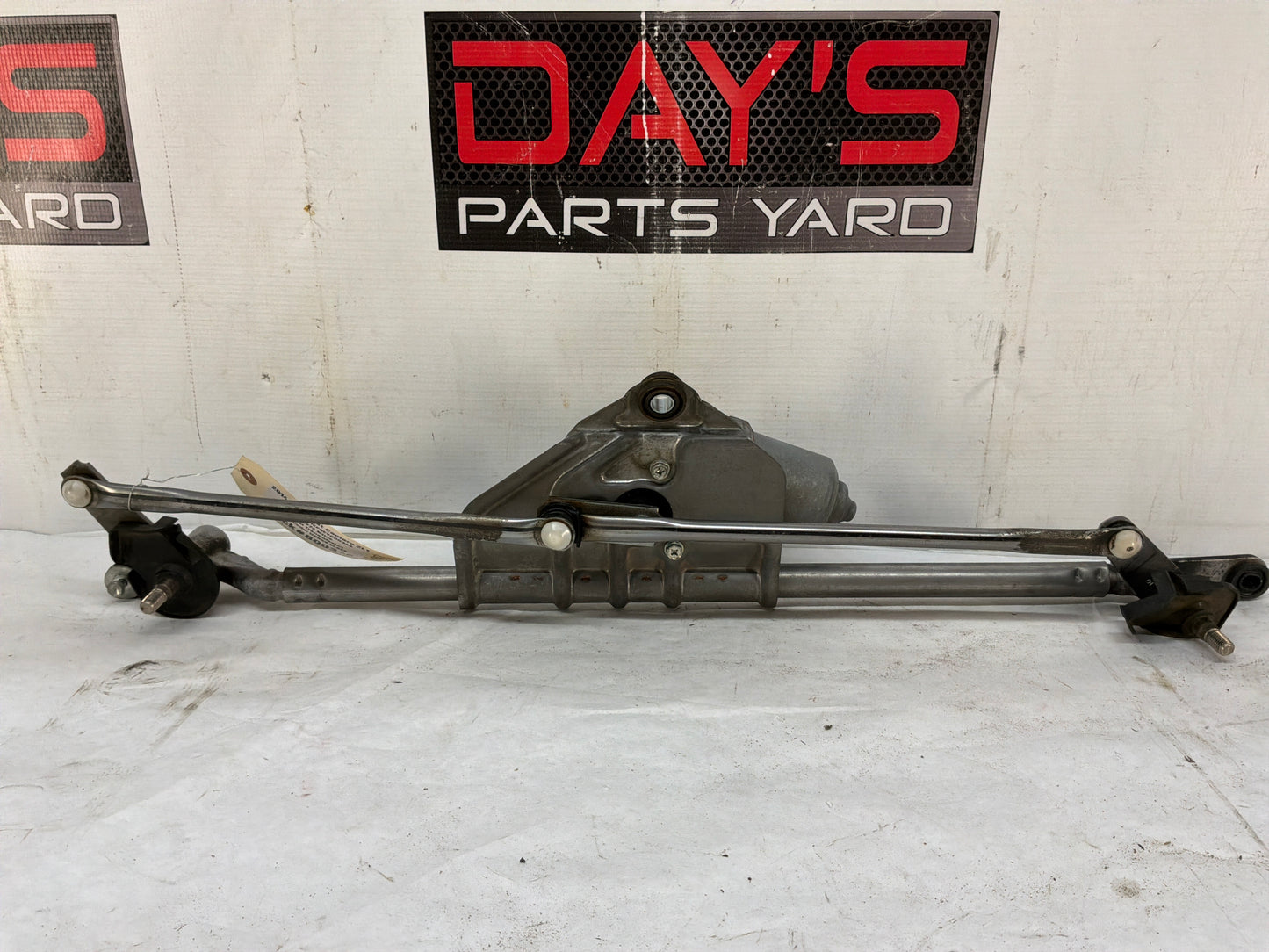 2014 Chevy Camaro ZL1 Windshield Wiper Motor Assembly OEM