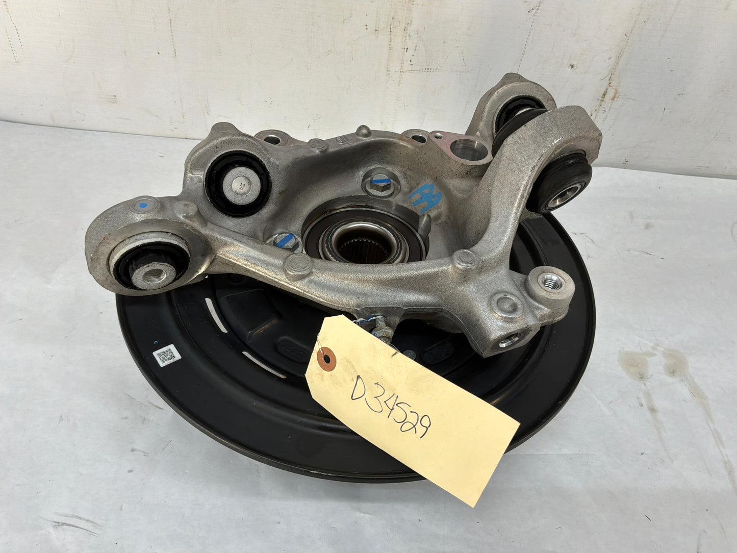 Rear lh spindle - Day's Parts Yard