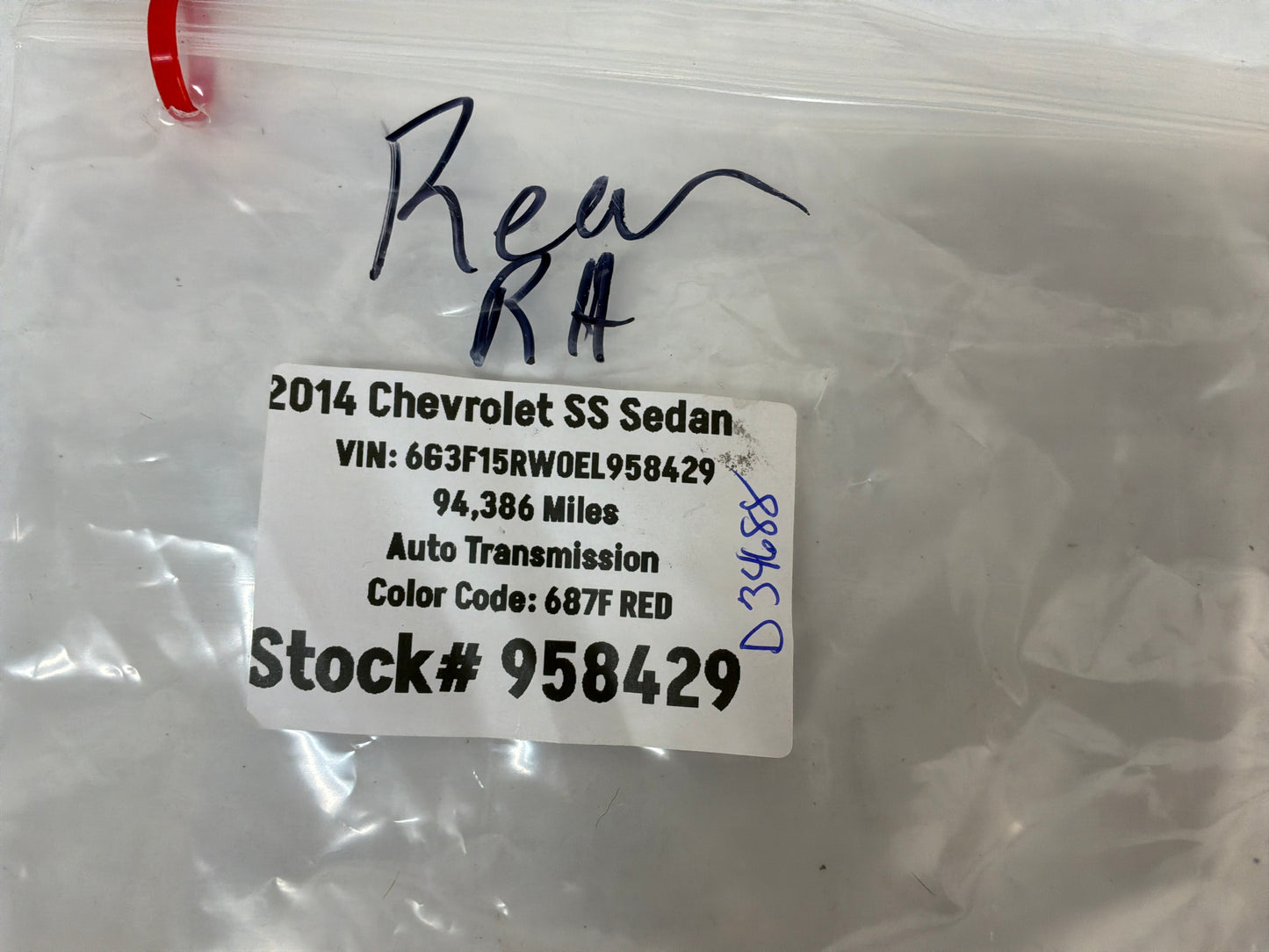 Rh rear seatbelt - Day's Parts Yard