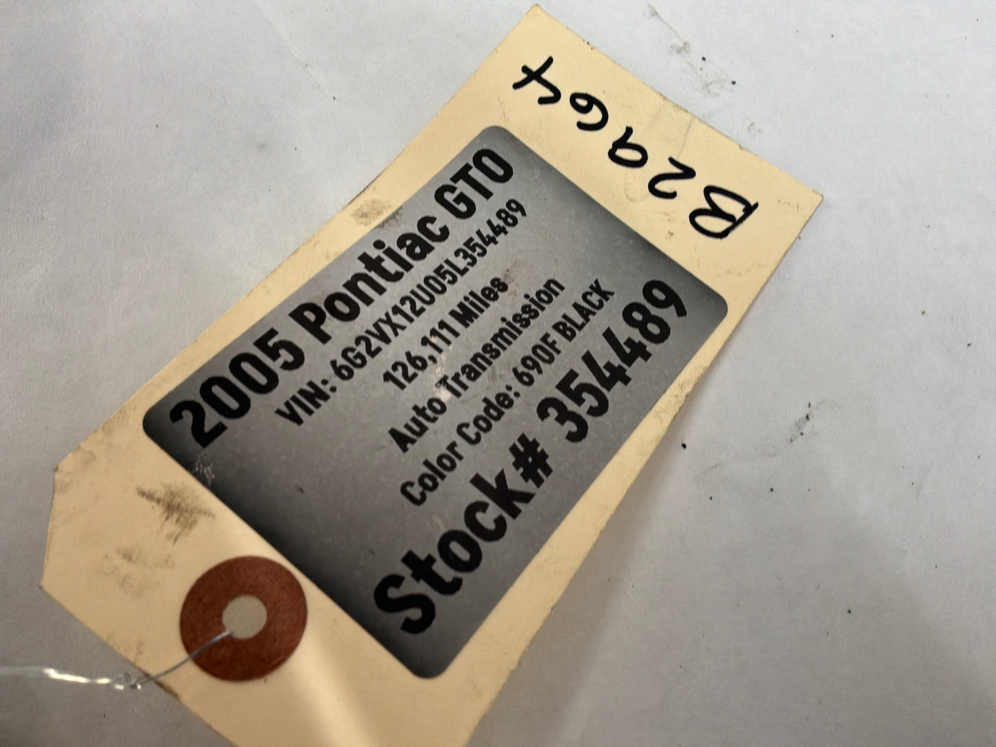 2005 Pontiac GTO Fuel door