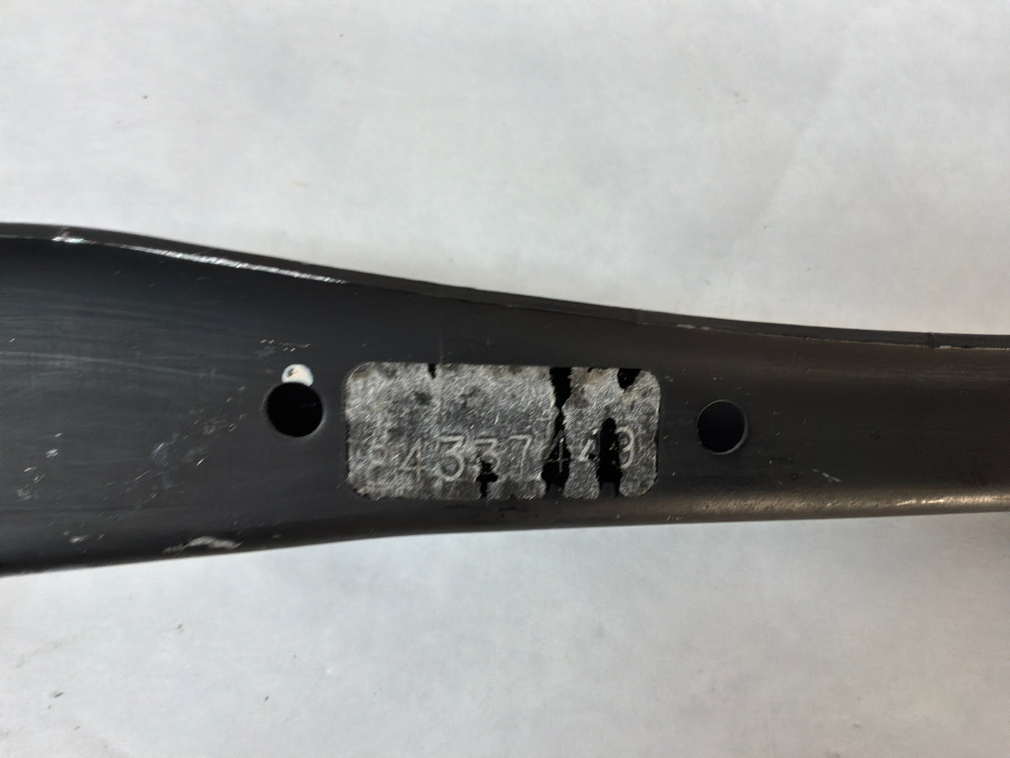 Lh rear control arm - Day's Parts Yard