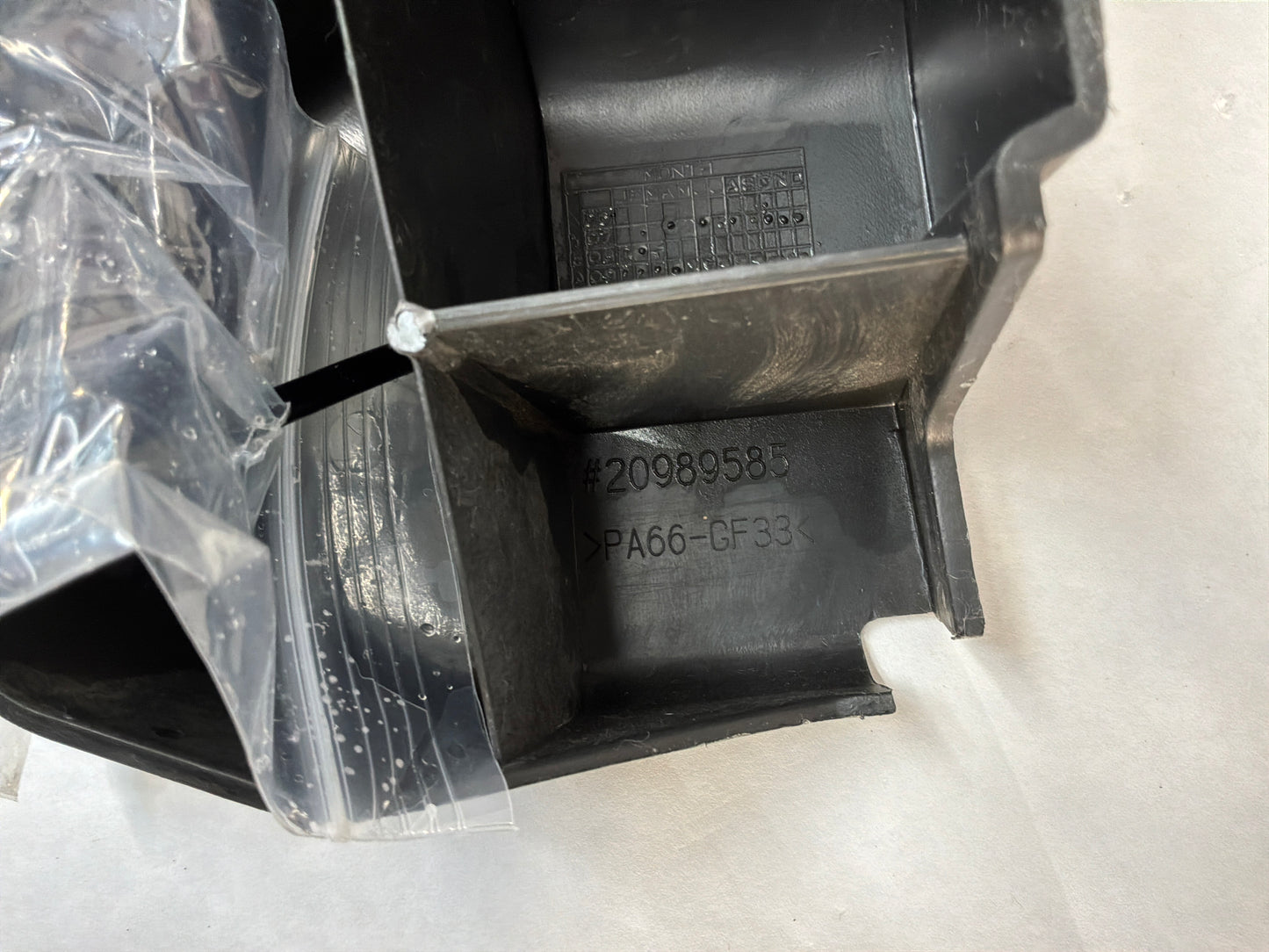 Bumper bracket - Day's Parts Yard