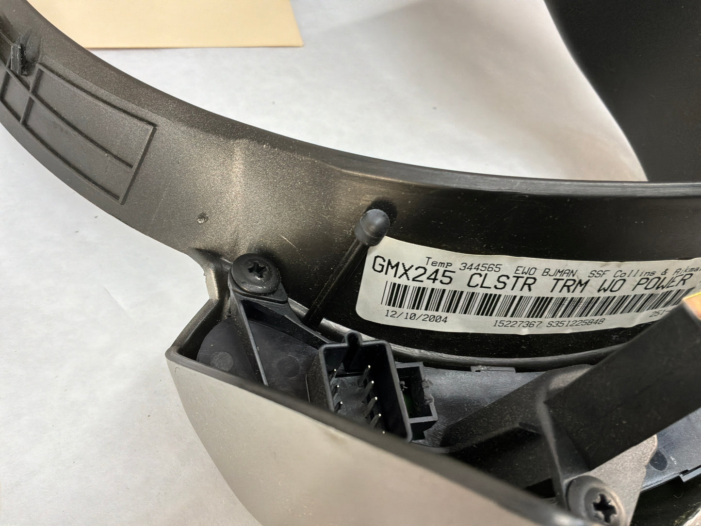 Speedometer Bezel - Day's Parts Yard