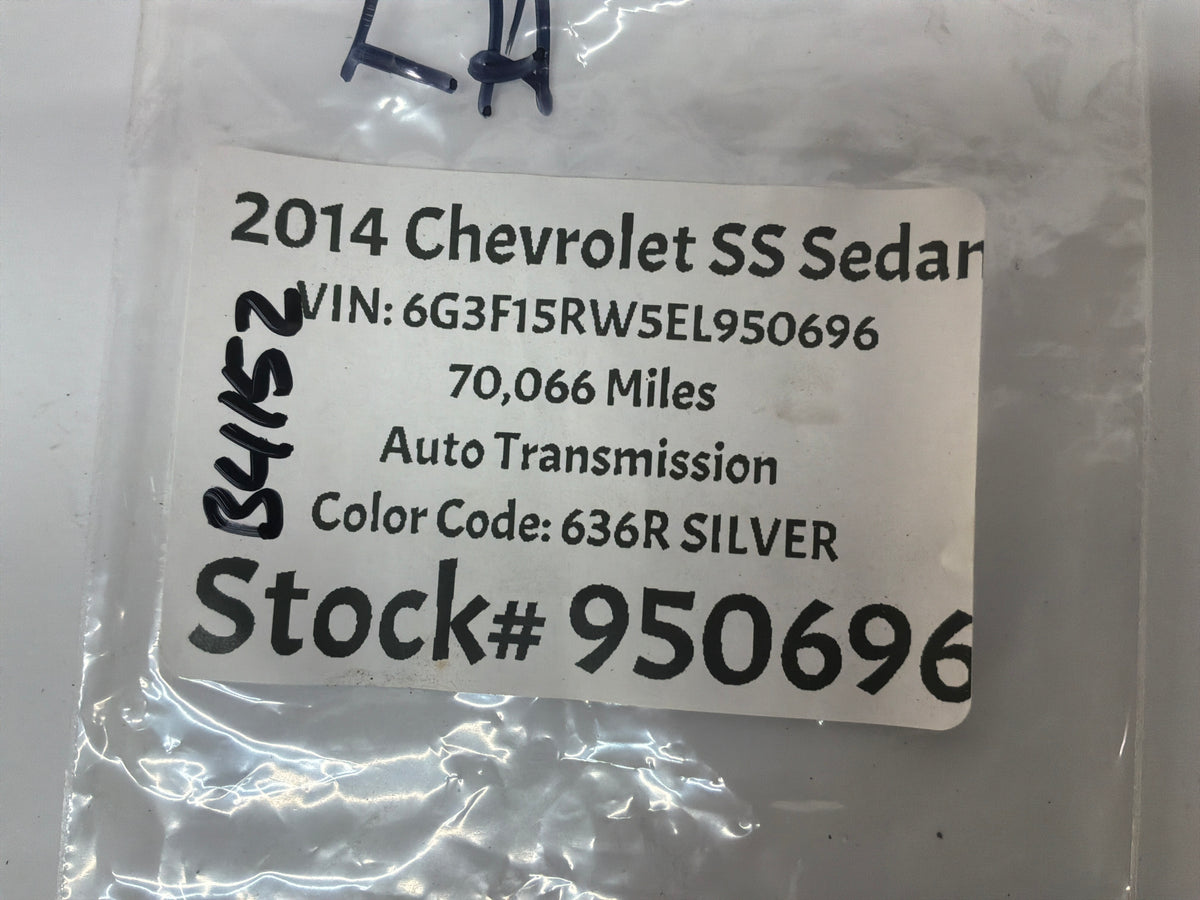 2014 Chevy SS Sedan LH Drive Front Position Lamp Bulb Socket OEM
