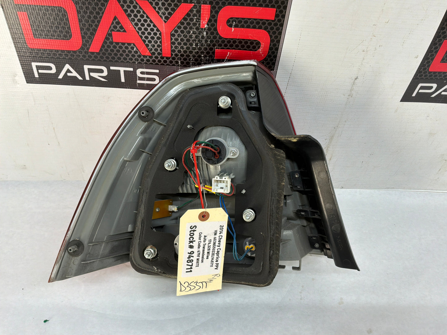 Rh taillight - Day's Parts Yard