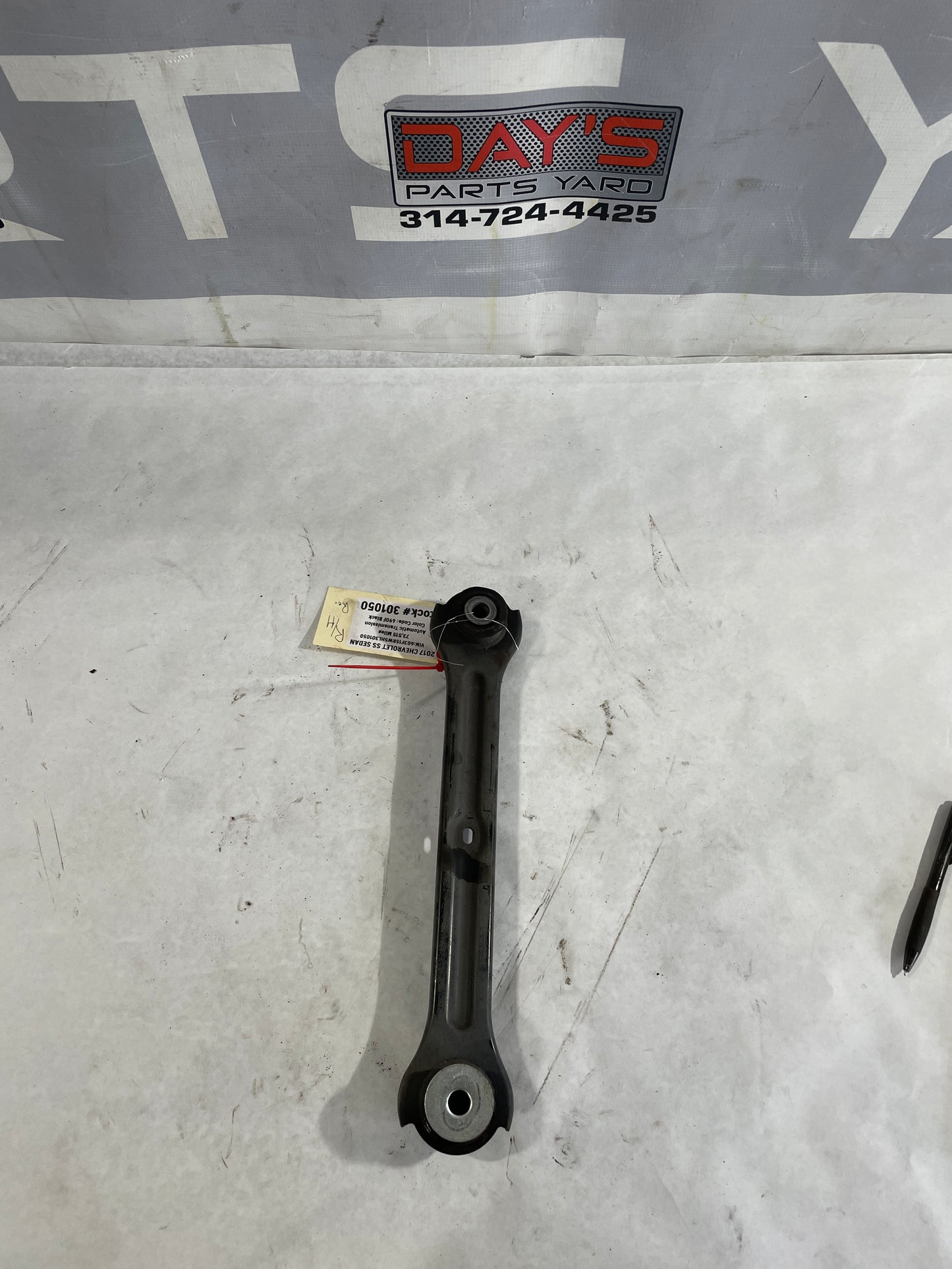 2017 Chevrolet SS Sedan RH Passenger Rear Trailing Arm Drag Link OEM - Day's Parts Yard