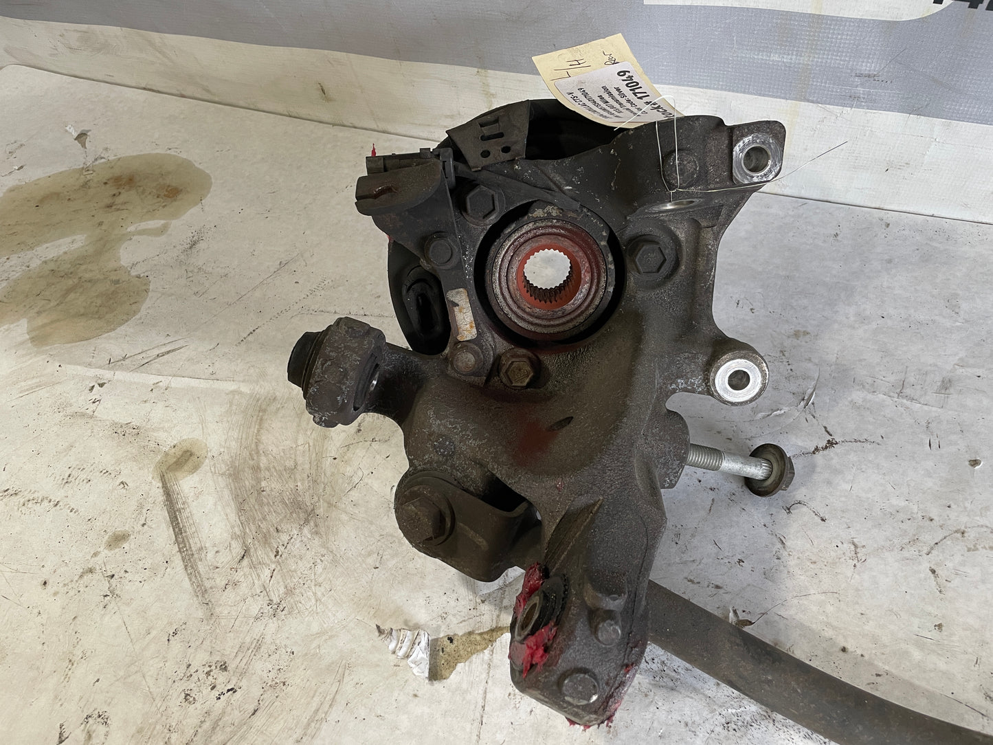 2004 Cadillac CTS-V Rear LH Driver Knuckle Spindle Hub w/ Control Arm OEM - Day's Parts Yard