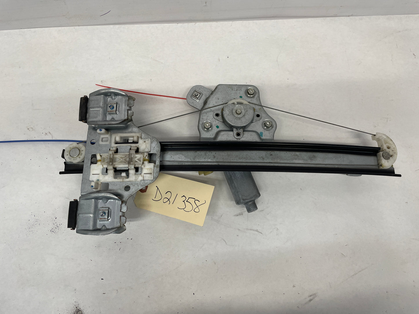 2014 Chevy Caprice PPV RH Passenger Rear Window Regulator OEM - Day's Parts Yard