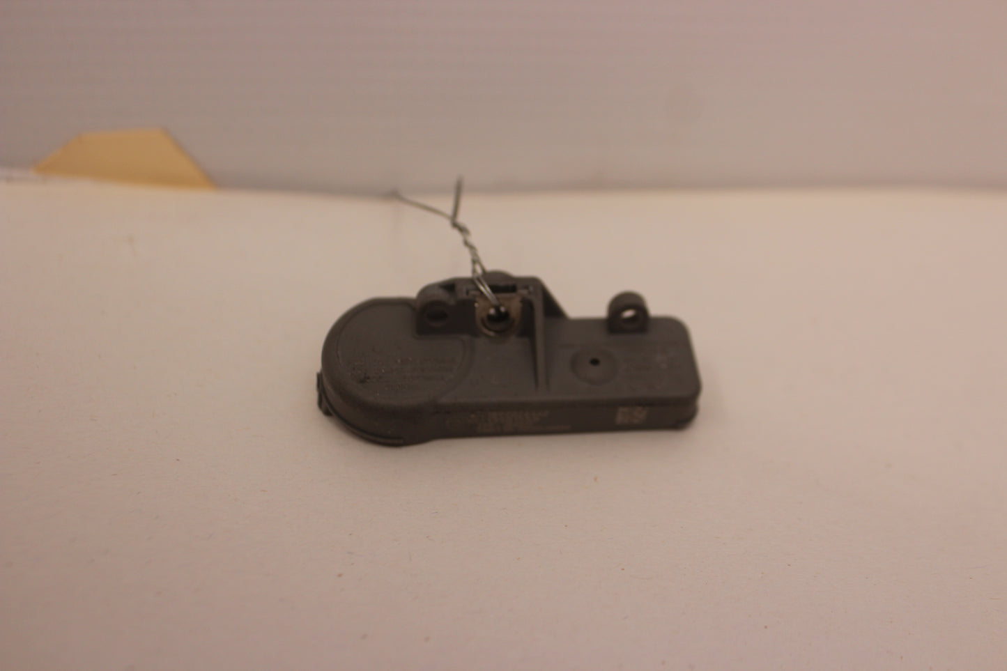 2014 Chevy SS Sedan Tire Pressure Monitoring Sensor TPMS OEM - Day's Parts Yard