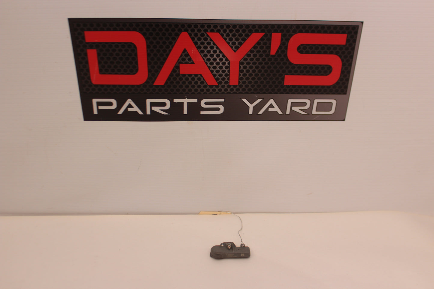 2014 Chevy SS Sedan Tire Pressure Monitoring Sensor TPMS OEM - Day's Parts Yard
