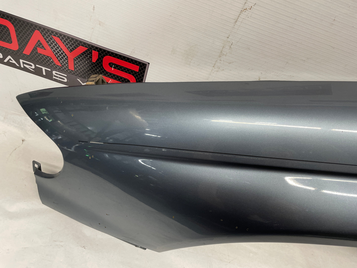 2006 Pontiac GTO LH Driver Front Fender OEM - Day's Parts Yard