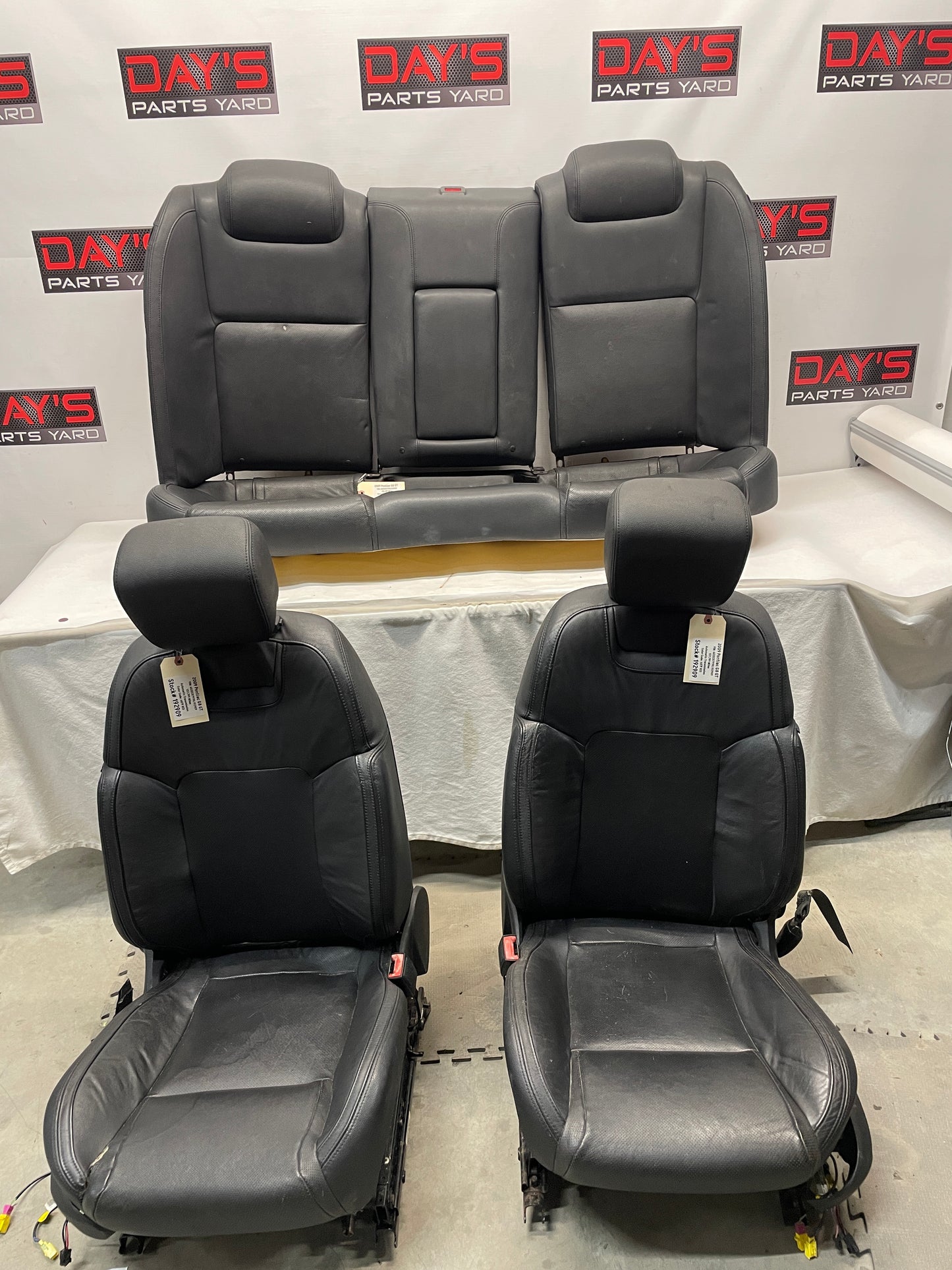 2009 Pontiac G8 GT Seats Fronts and Rears Black Leather OEM - Day's Parts Yard