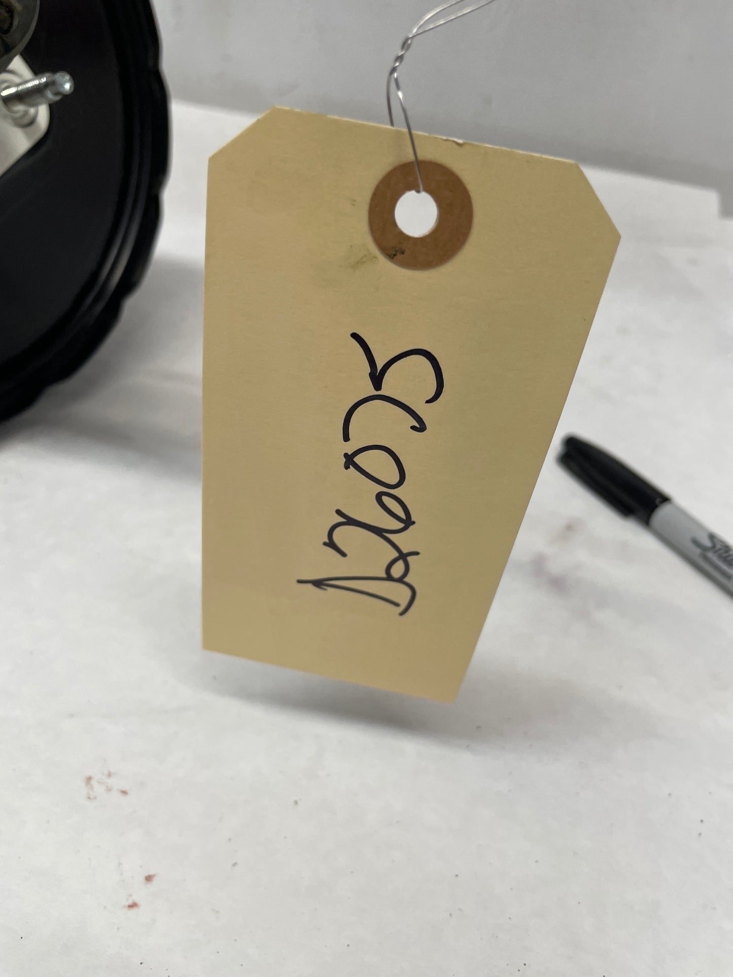 2005 Pontiac GTO Brake Master Cylinder and Reservoir OEM - Day's Parts Yard